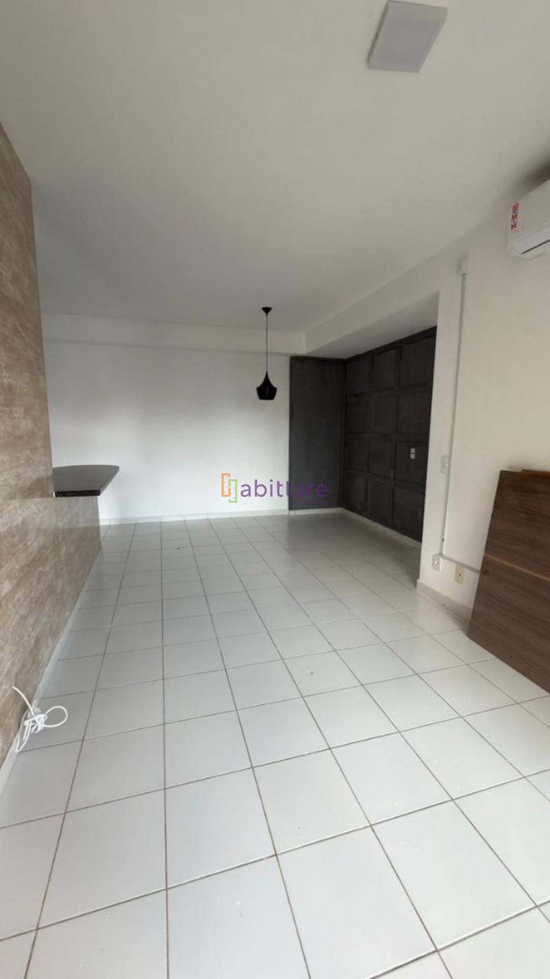 Alugo apartamento de 77m² com 3 quartos (1 suíte) no Jardim de Toscana