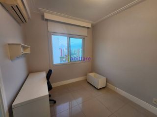 Farol da Ilha - Apartamento de 142m² com 3 suítes na Ponta D'areia
