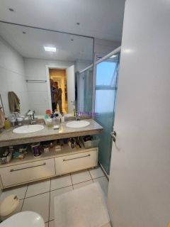 Farol da Ilha - Apartamento de 142m² com 3 suítes na Ponta D'areia
