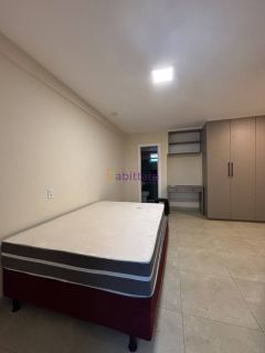 Apartamento na Ponta do Farol de 110m² com 03 quartos (1 suíte)