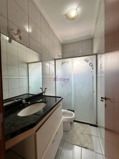 Casa de 200m² com 4 quartos (2 suítes) no Condomínio Málaga - Cohama