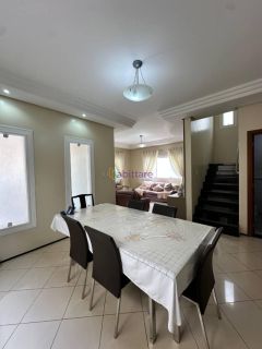 Casa de 200m² com 4 quartos (2 suítes) no Condomínio Málaga - Cohama