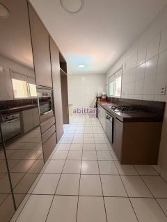 Farol da Ilha - Apartamento de 187m² com 3 suítes + escritório na Ponta D'areia