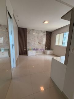 Farol da Ilha - Apartamento de 187m² com 3 suítes + escritório na Ponta D'areia