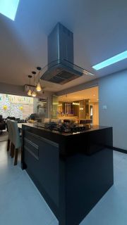 Casa duplex no Mar del Plata de 220m², 3 quartos (2 suites) e closet