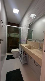Casa duplex no Mar del Plata de 220m², 3 quartos (2 suites) e closet