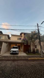 Casa duplex no Mar del Plata de 220m², 3 quartos (2 suites) e closet