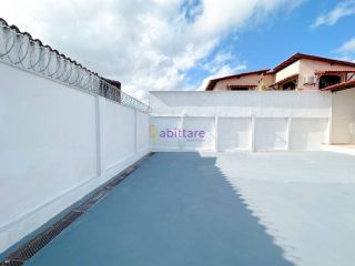 Casa no Ipase de Cima, 300m² e 02 quartos.