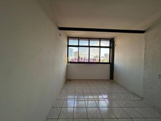 Apartamento de 41m² com 1 quarto no Edifício Saint James - Jardim Renascença