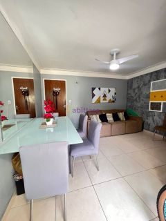 Apartamento de 57m² com 2 quartos (1 suíte) no Village das Palmeiras 4