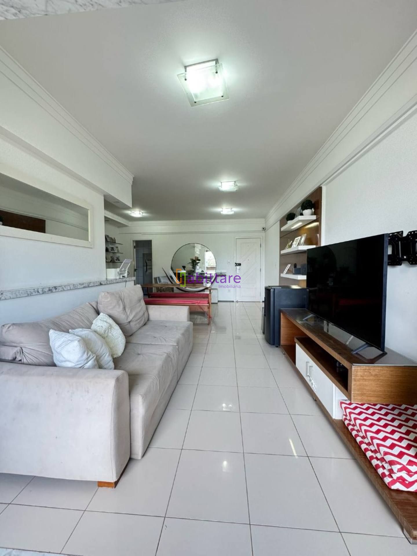 Apartamento de 123m² com 03 quartos (01 suíte + 02 semi suítes) no Renascença.