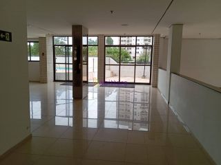 Apartamento de 123m² com 03 quartos (1 suíte + 2 semi suítes) no Renascença.