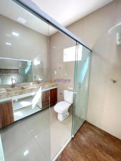 Alugo casa no Condomínio Ferrazzi com 3 quartos (2 suítes), na Rua do Aririzal