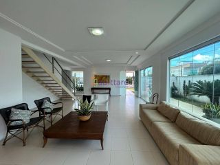 Casa duplex com 4 suítes + DCE no Villa Fiori - Araçagy | MOBILIADA