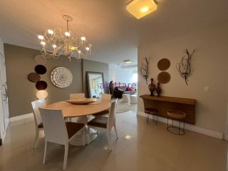 Apartamento MOBILIADO com 3 suítes (1 master com closet) no Cond. Toscana - Ponta do Farol