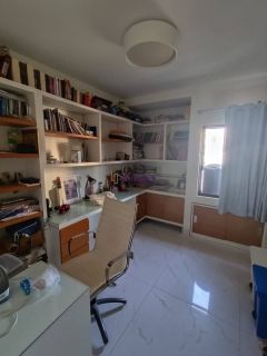 Apartamento no Edificio Andaluzia -138m² com 4 quartos (2 suítes) no Jardim Renascença