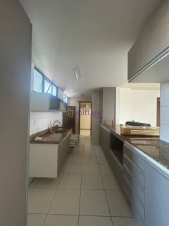 Apartamento de 106m² com 3 suítes (1 master com closet e varanda) no Fontana de Trevi