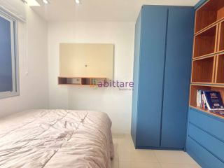 Alugo apartamento mobiliado com 2 quartos (1 suíte) no Pleno Residencial