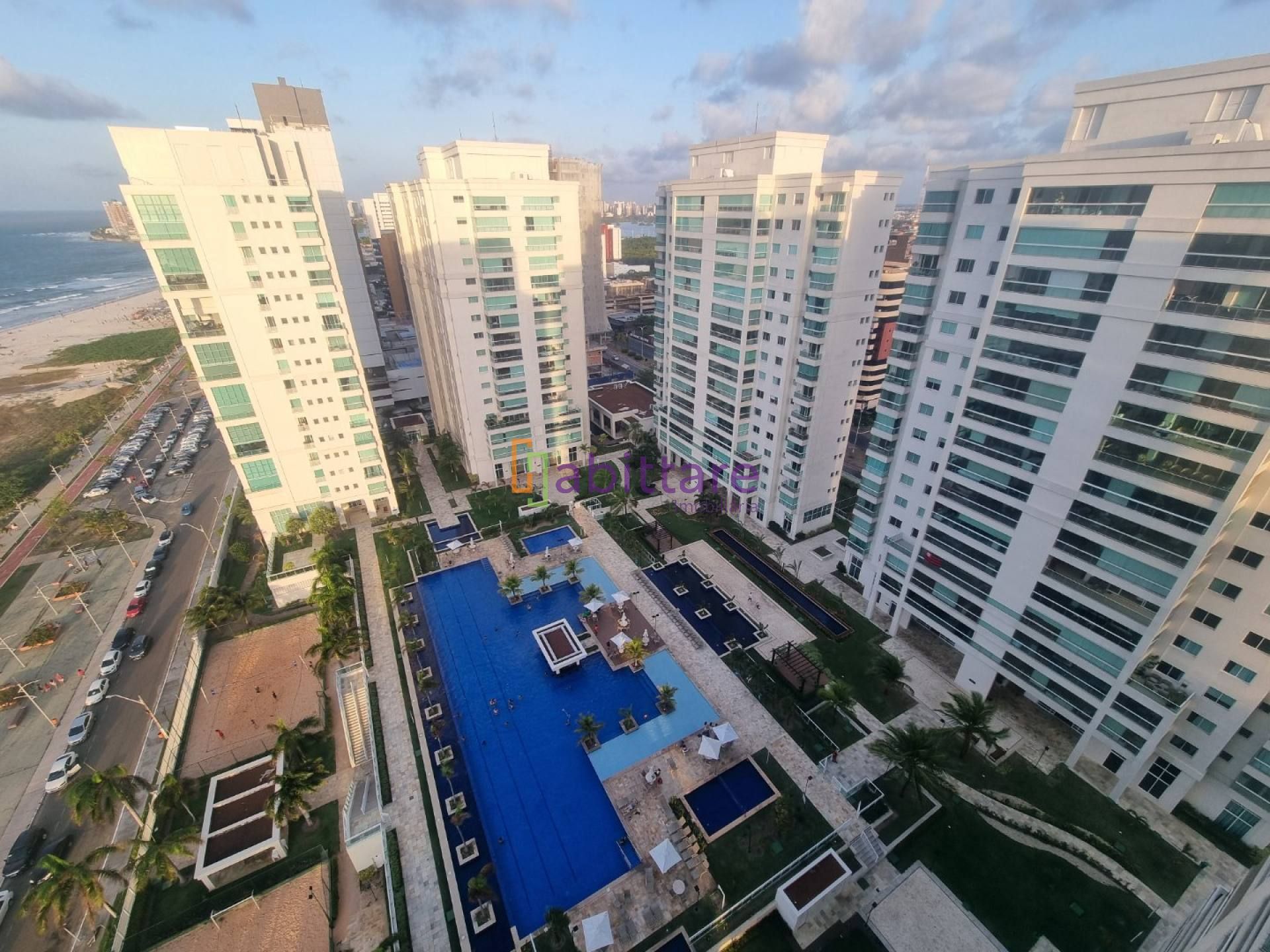 Alugo apto no Île Saint Louis de 305m², com móveis projetados em todos os ambientes - na Península da Ponta D'areia