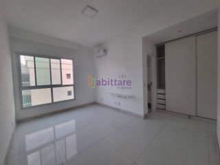 Alugo apto no Île Saint Louis de 305m², com móveis projetados em todos os ambientes - na Península da Ponta D'areia