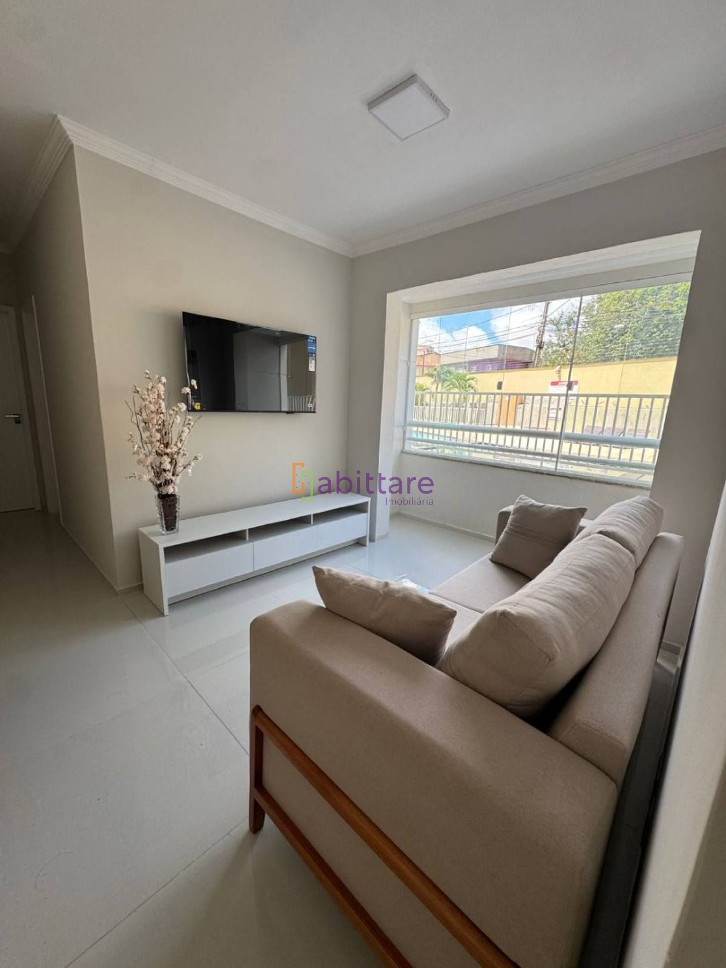 Apartamento no Village das Palmeiras III - 2 quartos (1 suíte) no  - Av. Mário Andreazza