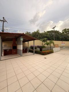 Apartamento de 2 quartos (1 suíte) no Village das Palmeiras III - Av. Mário Andreazza