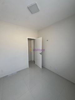 Apartamento no Village das Palmeiras III - 2 quartos (1 suíte) no  - Av. Mário Andreazza