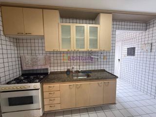Apartamento de 140m² com 3 quartos (1 suíte + 2 semi suítes) no Ruberval Palmeira