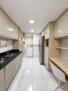 Apartamento Mobiliado na Peninsula, Cond. Monte Olimpo -  133m² com 4 suítes