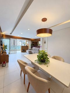 Apartamento Mobiliado na Peninsula, Cond. Monte Olimpo -  133m² com 4 suítes