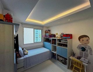 Farol da Ilha - Apartamento de 187m² com 3 suítes + DCE na Ponta D'areia
