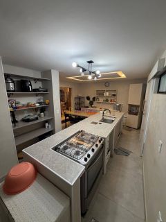 Apartamento de 162m² com 4 quartos (3 suítes) no Condomínio Toscana