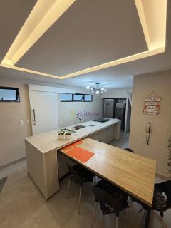 Apartamento de 162m² com 4 quartos (3 suítes) no Condomínio Toscana