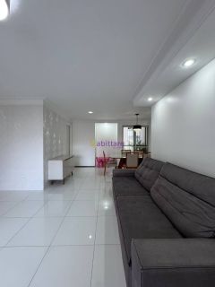 Amplo apartamento de 173m² com 3 suítes + escritório na Ponta D'areia