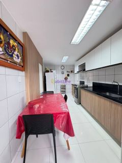 Amplo apartamento de 173m² com 3 suítes + escritório na Ponta D'areia