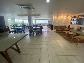 Apartamento de 130m² no Edifício Zurich com 3 quartos (1 suíte e 2 semi suítes)