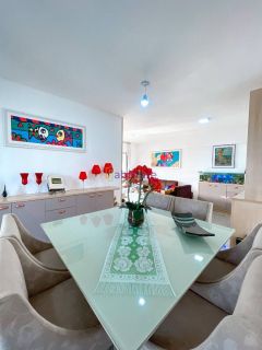 Apartamento de 130m² no Edifício Zurich com 3 quartos (1 suíte e 2 semi suítes)