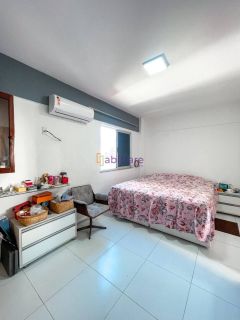 Apartamento de 130m² no Edifício Zurich com 3 quartos (1 suíte e 2 semi suítes)