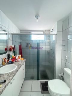 Apartamento de 130m² no Edifício Zurich com 3 quartos (1 suíte e 2 semi suítes)