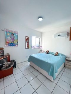 Apartamento de 130m² no Edifício Zurich com 3 quartos (1 suíte e 2 semi suítes)