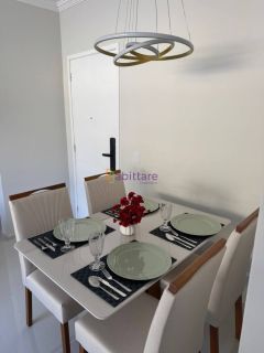 Apartamento de 57m² com 2 quartos (1 suíte) no Village das Palmeiras III - Av Mário Andreazza