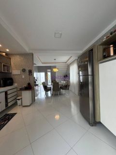 Casa duplex no Parque Athenas de 257m² - 4 quartos (3 suítes)