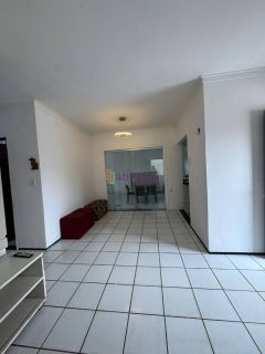 Casa com 3 quartos (2 suítes) no Condomínio Zeus - Turu