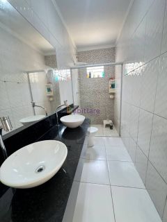 Casa com 3 quartos (2 suítes) no Condomínio Zeus - Turu