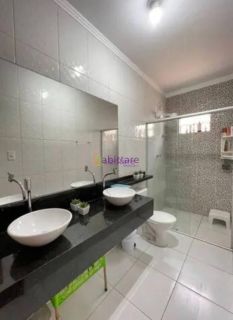 Casa com 3 quartos (2 suítes) no Condomínio Zeus - Turu