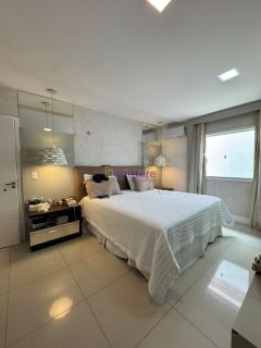 Casa de Condomínio Interlagos com 03 suítes, área de lazer privativa, na Av Mário Andreazza