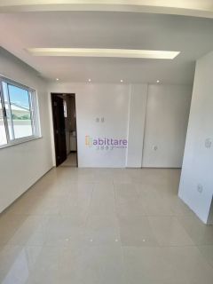 Alugo casa no Cond. Andorra - 4 quartos (3 suítes) com excelente quintal