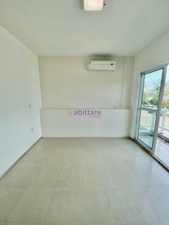 Alugo casa no Cond. Andorra - 4 quartos (3 suítes) com excelente quintal