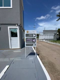 Alugo casa no Cond. Andorra - 4 quartos (3 suítes) com excelente quintal