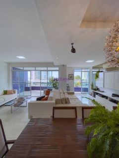 Apartamento de 178m² no Edifício Zefirus com 3 suítes + DCE